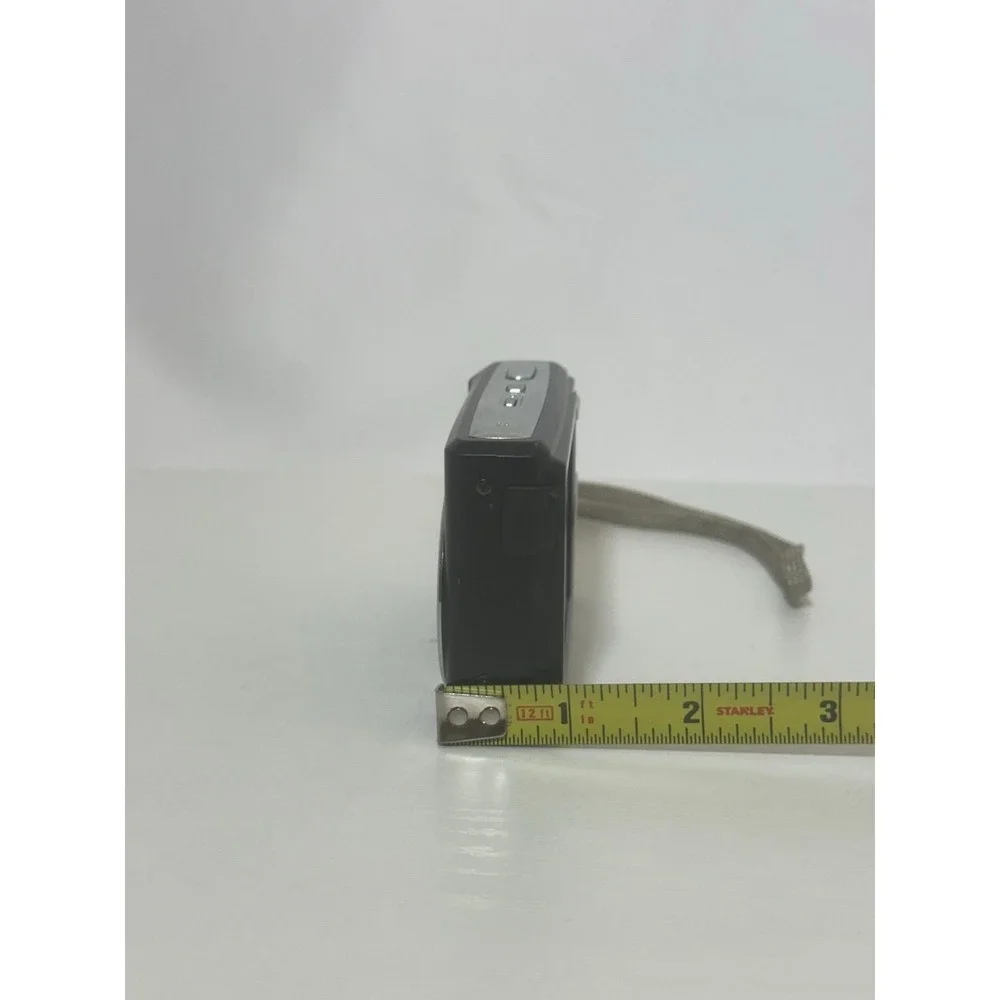 Medion MD 86388 Digital Camera 14MP for Parts